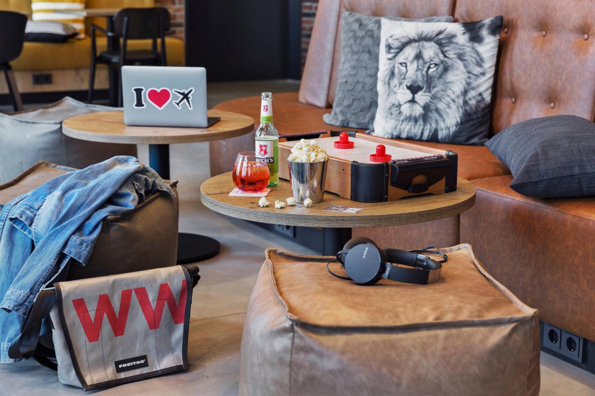 Moxy Frankfurt Airport Hotel 4*